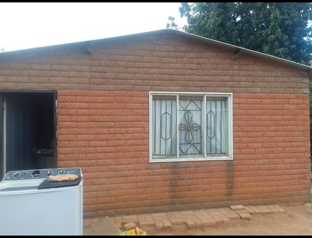 2 BEDROOM HOUSE FOR SALE IN MAMELODI EAST